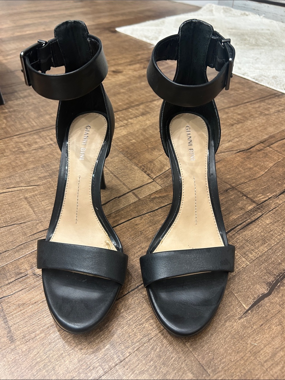 Gianni Bini Black Open-Toe Ankle Strap Heels size 8